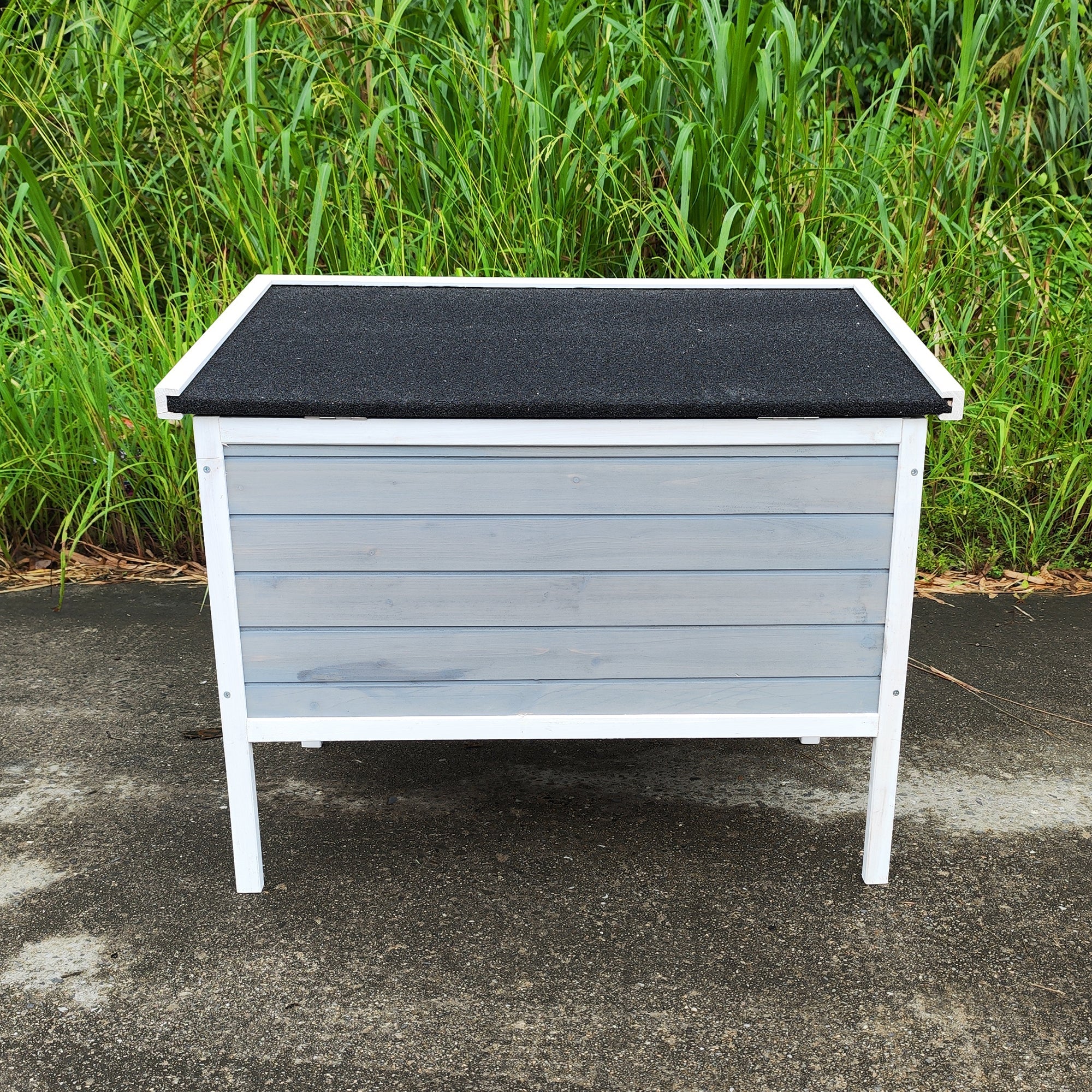 Outdoor Breathable Cat House for Outside Cats,Cat Shelter for Feral Cats with Escape Door,Porch Deck - IronWear Co.